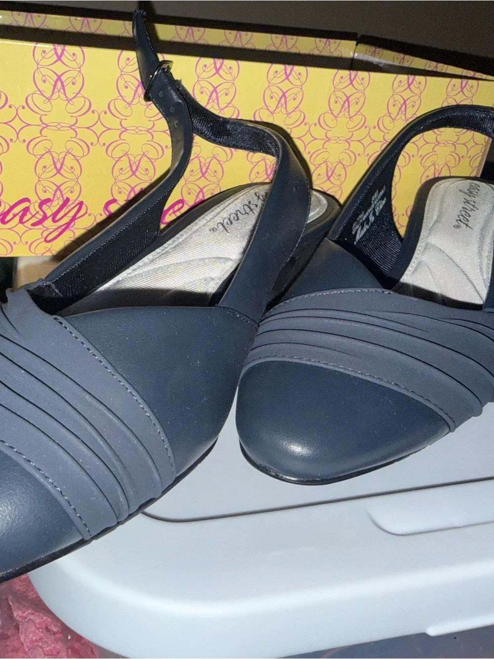 Navy Women's Block Heel Slingback Pumps